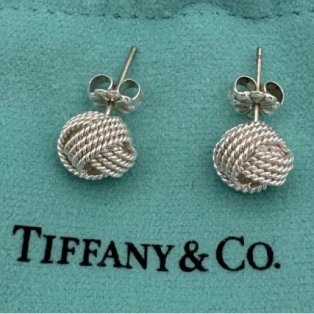 Tiffany & Co. Vintage 925 SilverTwist Knot Stud Earrings w/Pouch! 💯 % Authentic! - Picture 3 of 6